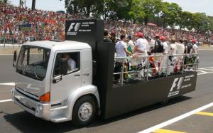 Agrale 13000 4x2 veiculo do Drivers Parade do GP Brasil de Formula 1 2007 года